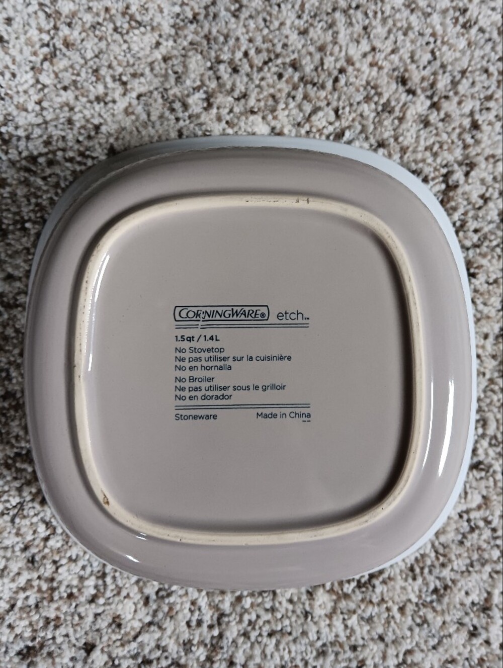 Corningware Etch Stoneware Square  Casserole Dish 1.5 Quart Taupe Sand
